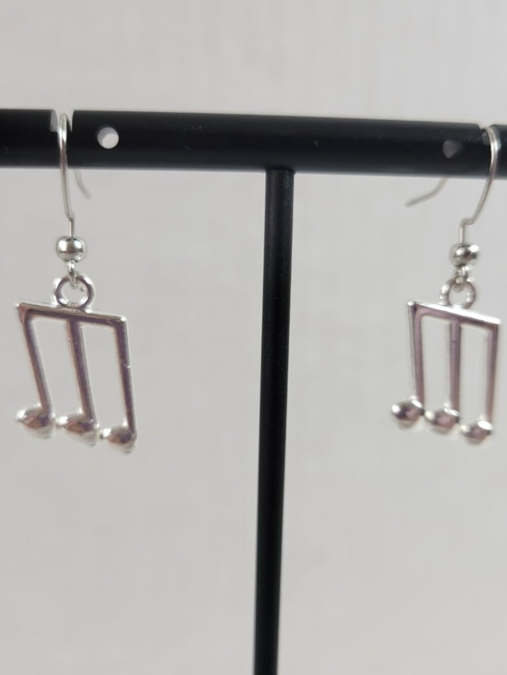Music Notes Womens Dangle Drop Earrings Silver Tone Alloy Musical Theme E103E